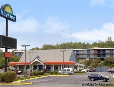 Days Inn By Wyndham Lexington Bagian luar foto